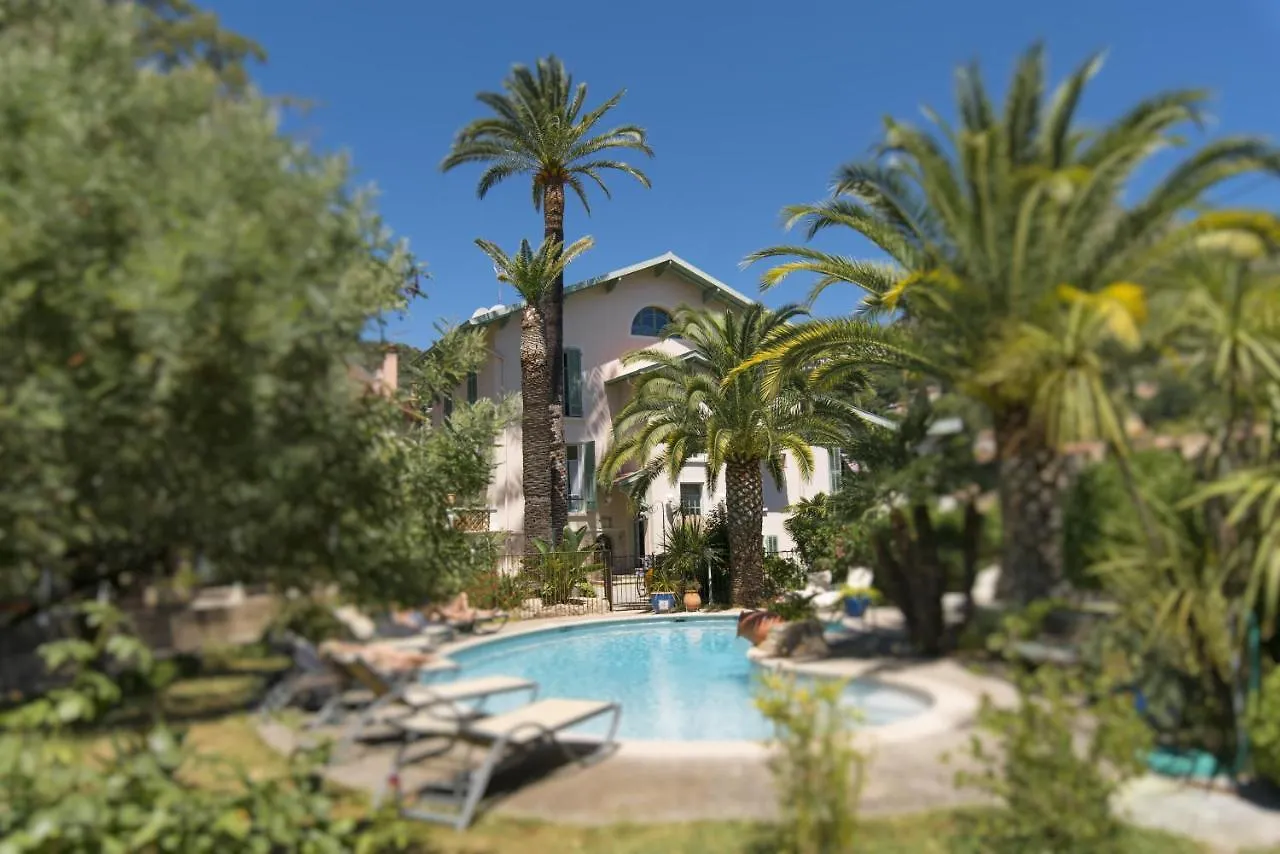 4 Hôtels Centraux près de l'Écomusée Vivant à La Gaude